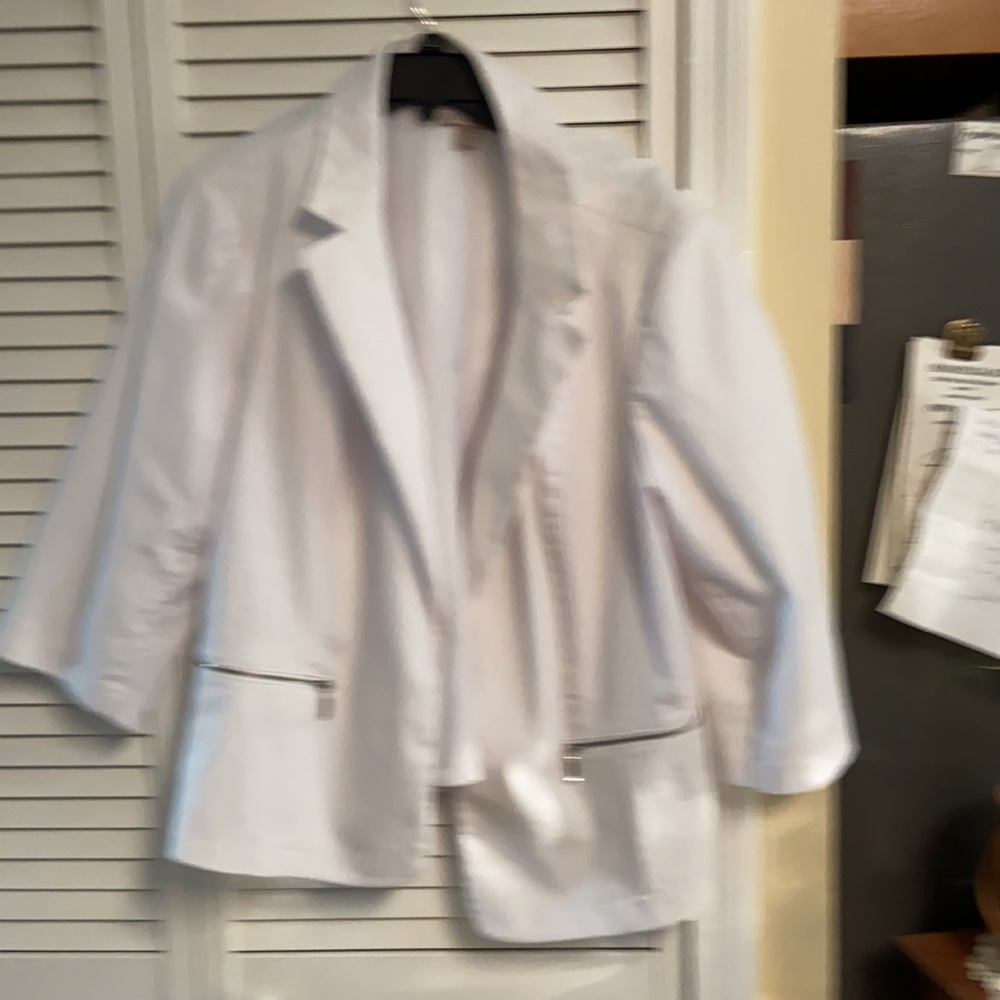 Vintage 80’s Roz and Ally Blazer.